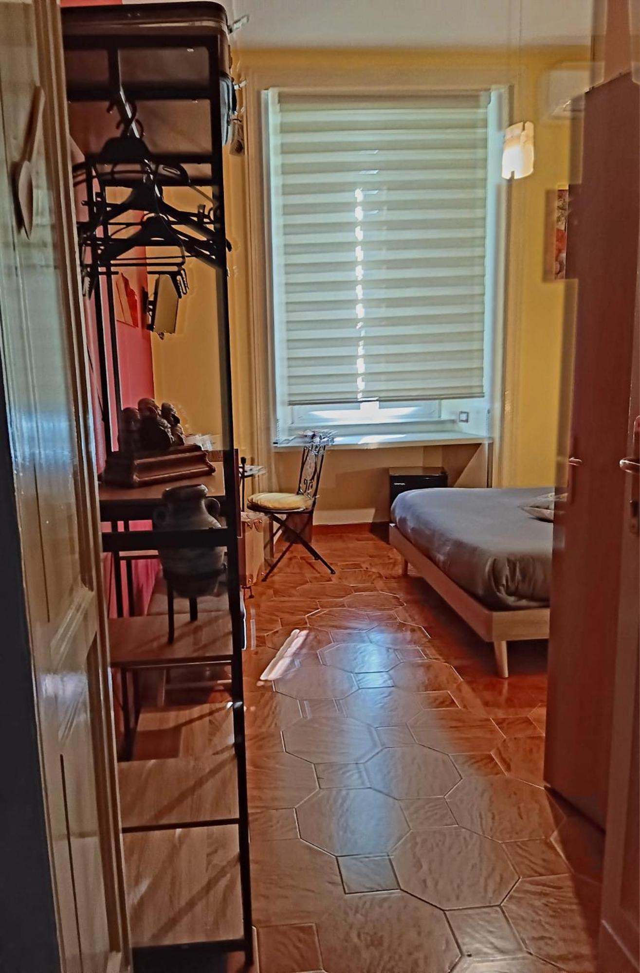 Bed and Breakfast Non Ci Resta Che Napoli Exterior foto