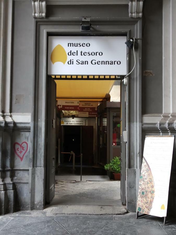Bed and Breakfast Non Ci Resta Che Napoli Exterior foto